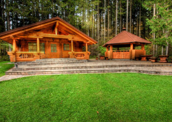 Warum ein Holz-Ferienhaus eine attraktive Investition ist